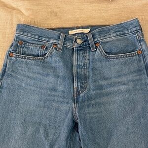 Levi’s Wedgie Straight Blue Denim Jeans